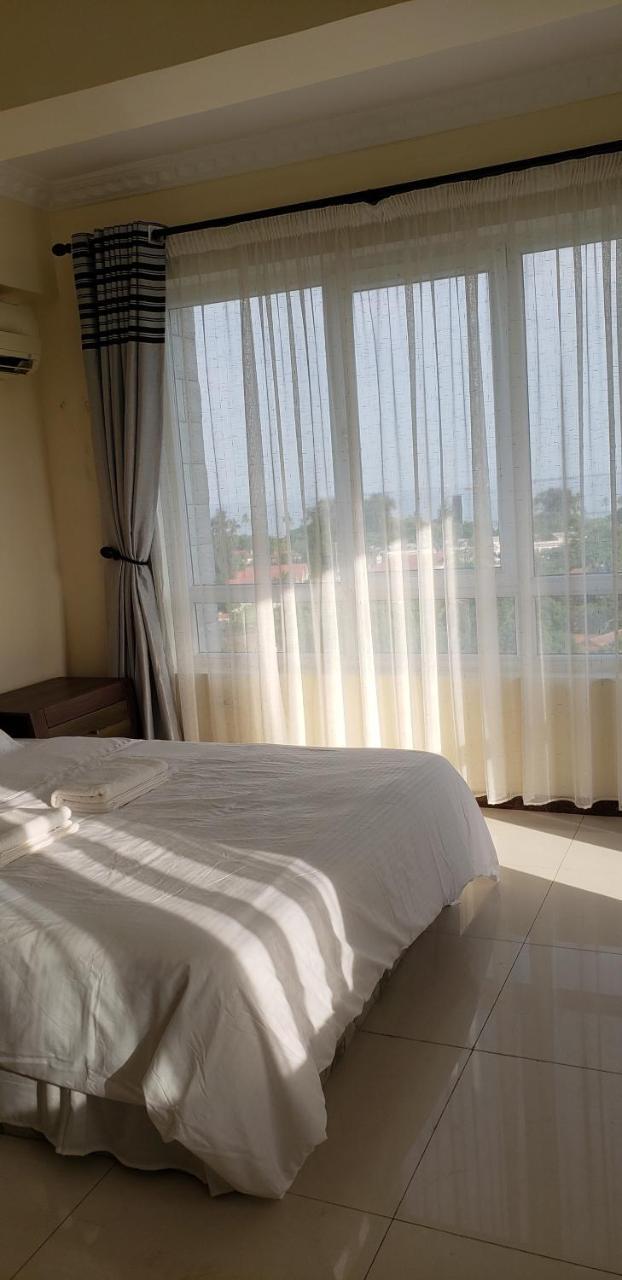 Pearl At Oyster Bay Bed and Breakfast Νταρ ες Σαλάμ Εξωτερικό φωτογραφία